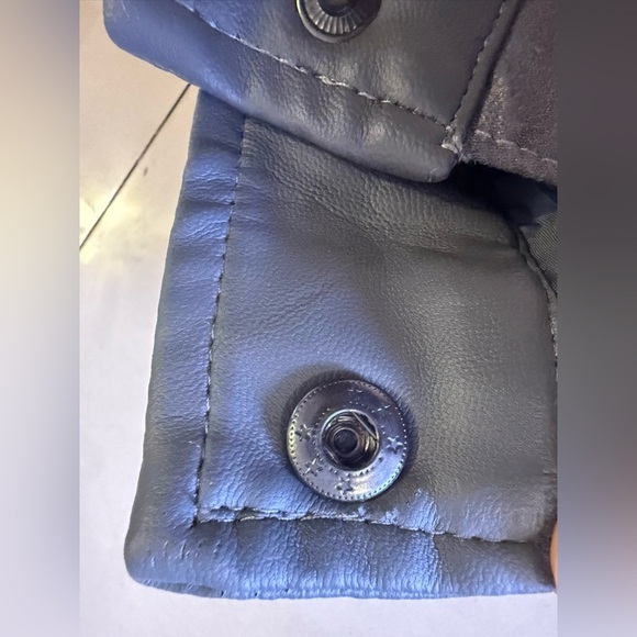 FERRARI F COLLECTIONS — MADE IN ITALY, FAUX LEATHER, SUEDE, GREY, LUXURY JACKET - Picture 7 of 16